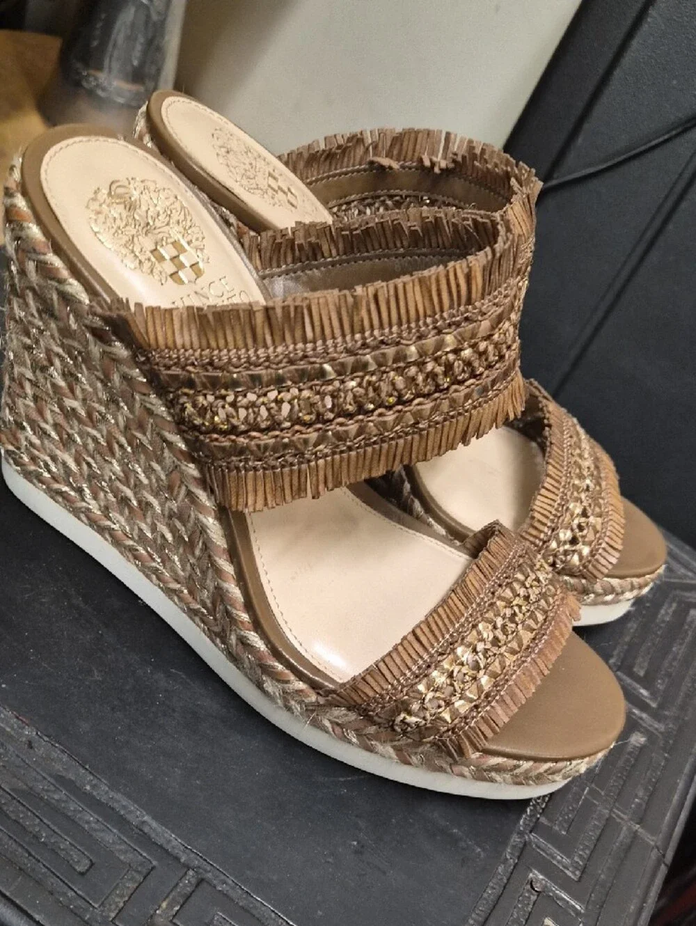 Vince Camuto Women’s Brown Woven Fringe Slide Sandals Sz 8.5